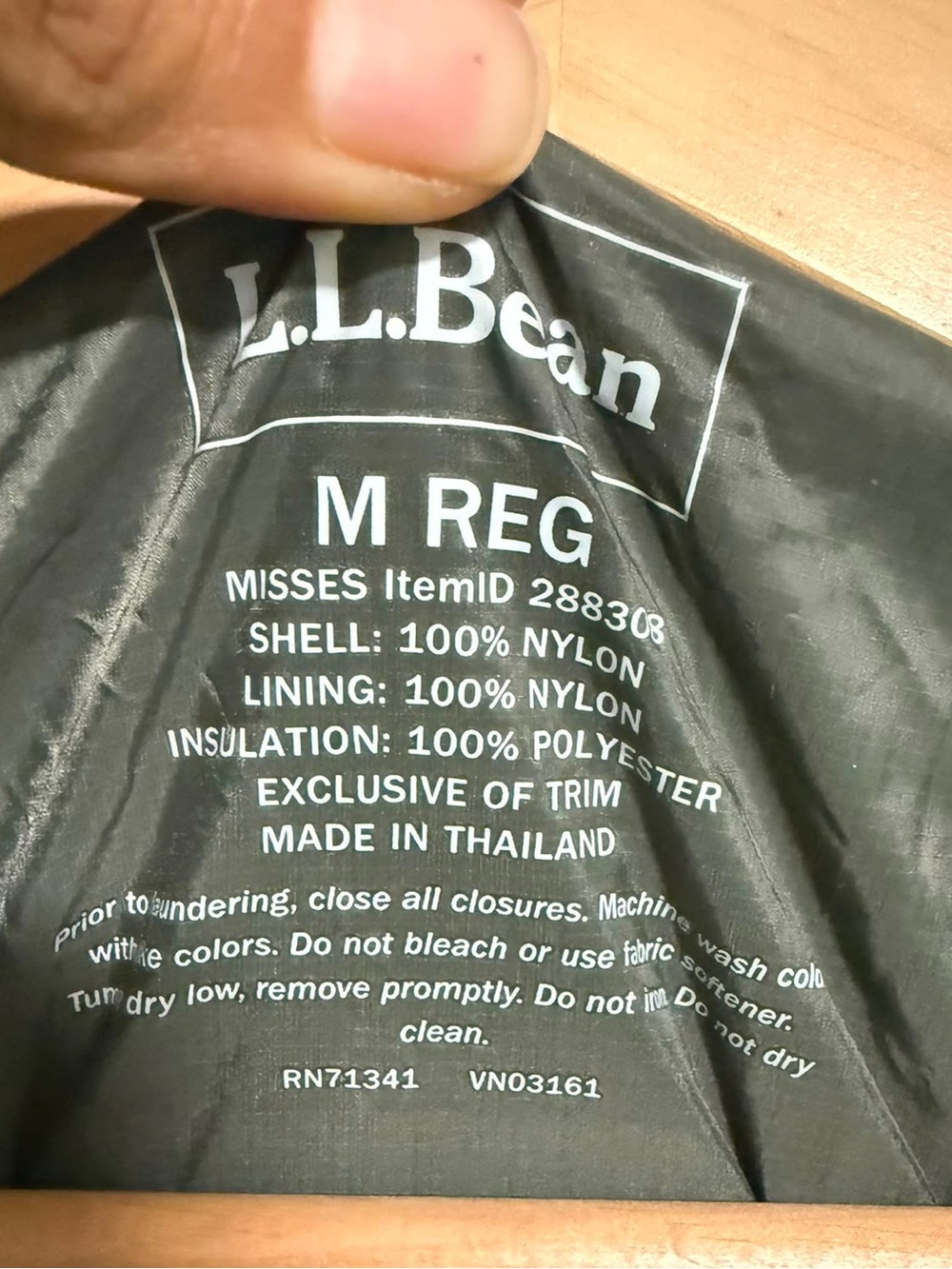 L.L.Bean Green Quilted Lightweight Insulated Full Zip Jacket Women’s M Regular - Picture 8 of 8